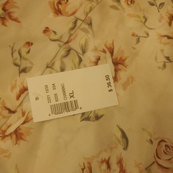 Kismet tank top ( silky feel) - Picture 2 of 6